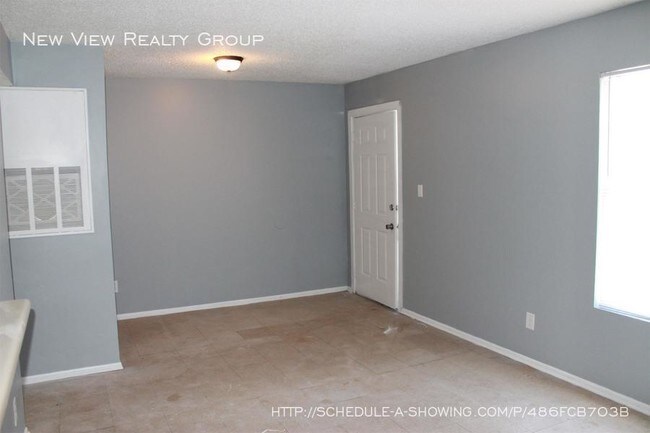 Building Photo - 1234 Saratoga Dr