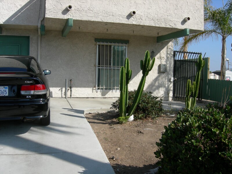 Primary Photo - 4325 Felton St