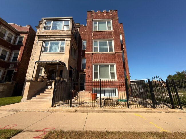 Foto del edificio - 6110 S St Lawrence Ave