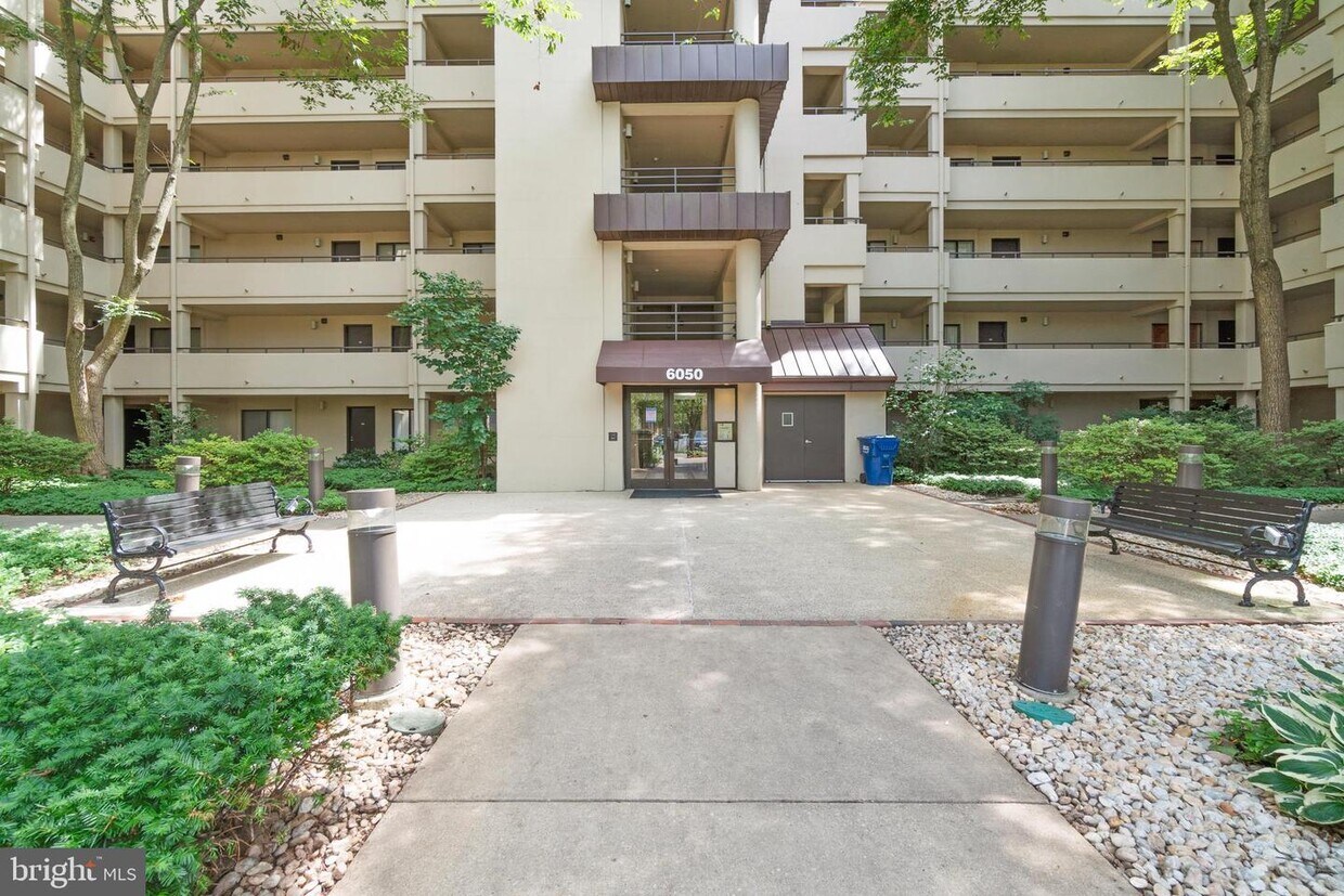 6050 California Cir Unit 204, North Bethesda, MD 20852 Condo for Rent
