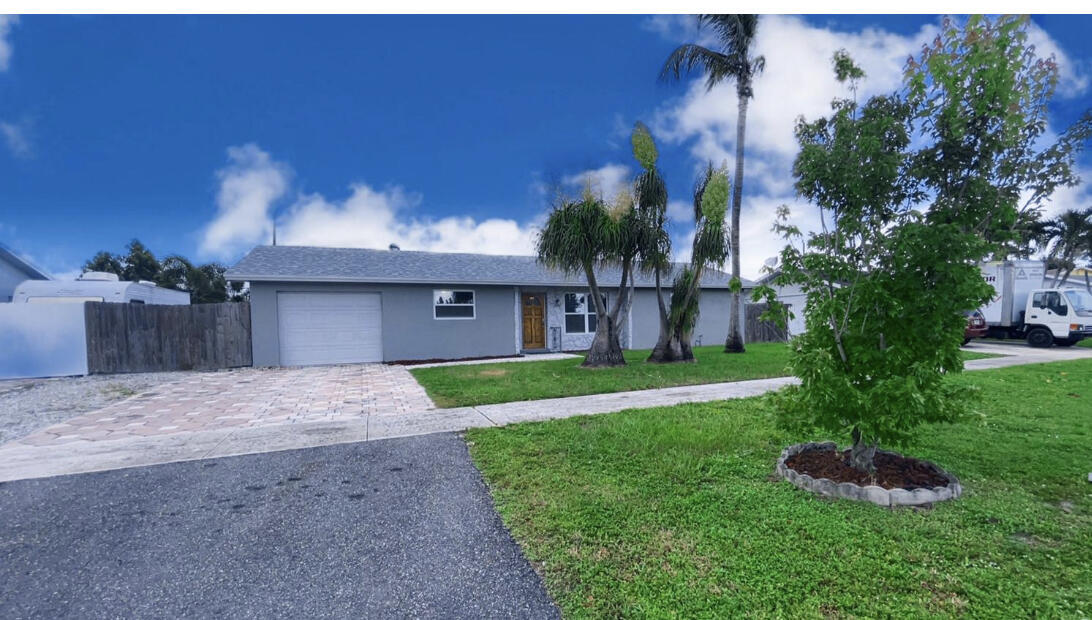 Foto principal - 5923 Fair Green Rd