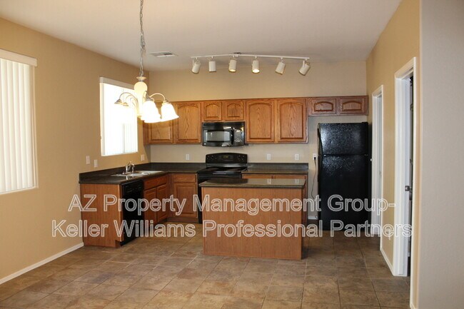 Foto del edificio - 17532 W Mandalay Ln