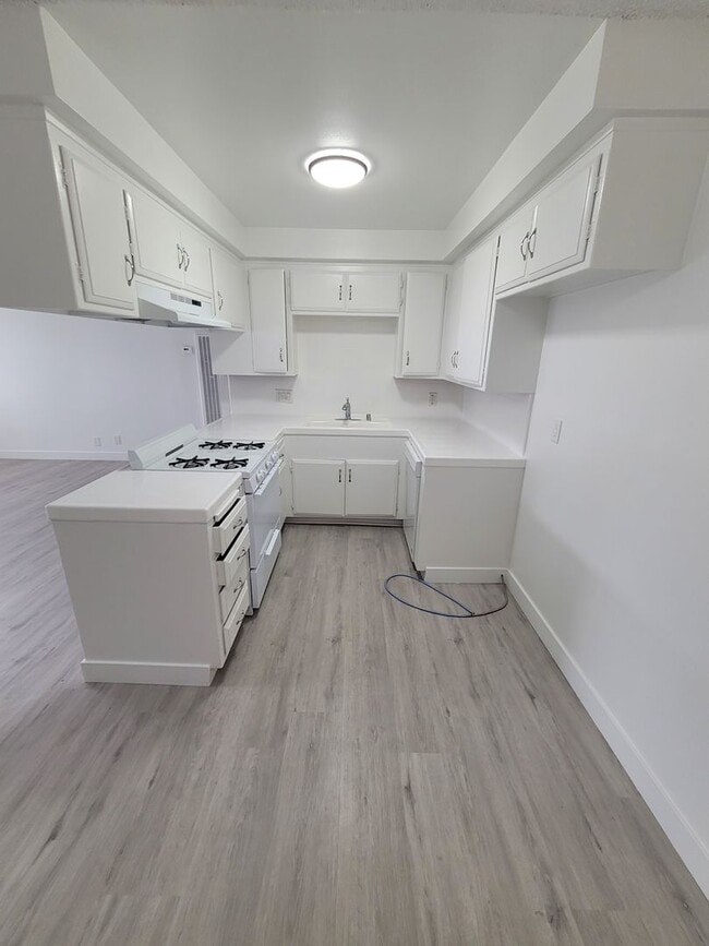 Photo - 1026 Arlington Ave Apartment