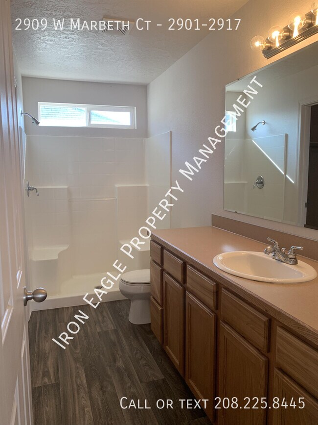 Building Photo - 2909 W Marbeth Ct