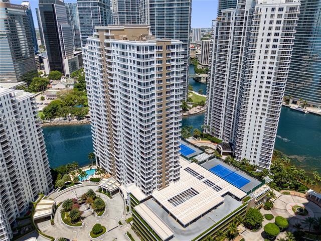 Foto del edificio - 801 Brickell Key Blvd