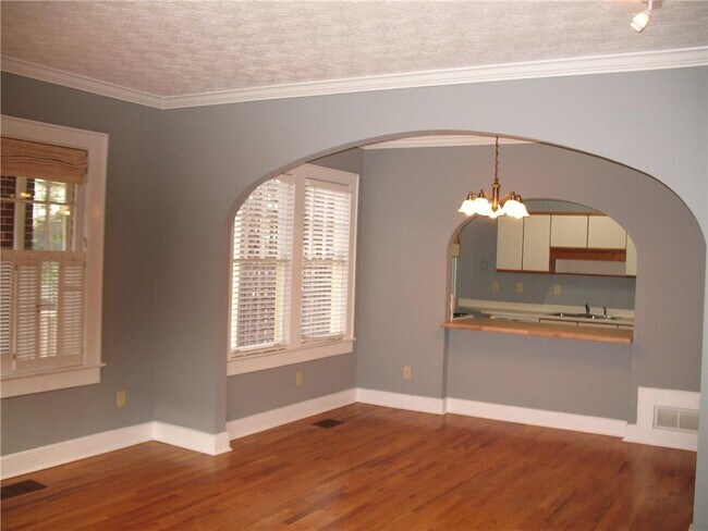 Foto del edificio - 789 Frederica St NE