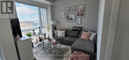 Building Photo - 75 The Donway W