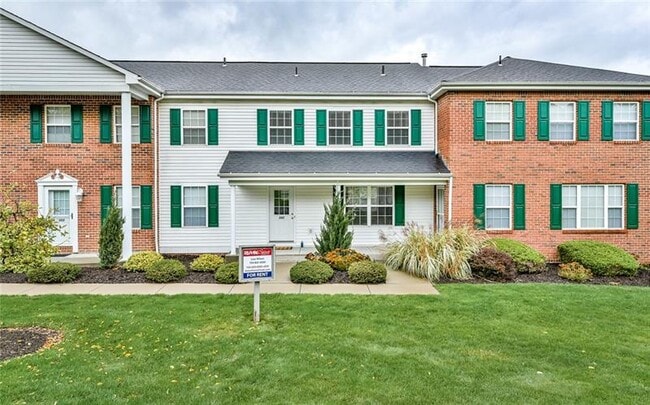 Building Photo - 102 Northglen Ct