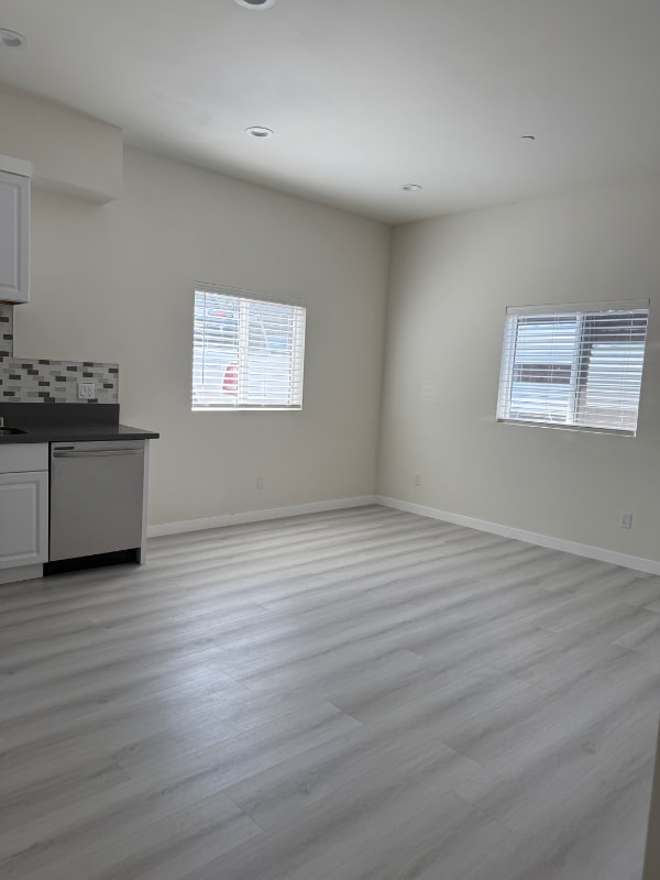 Building Photo - 10561 Tujunga Canyon Blvd