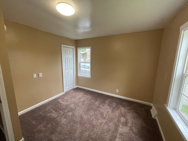 Foto del edificio - Spacious 2-Bedroom Home!
