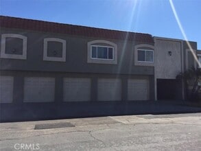 Building Photo - 312 10th St