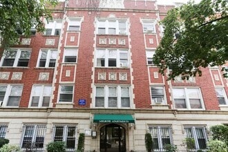 Building Photo - 514 W Melrose St