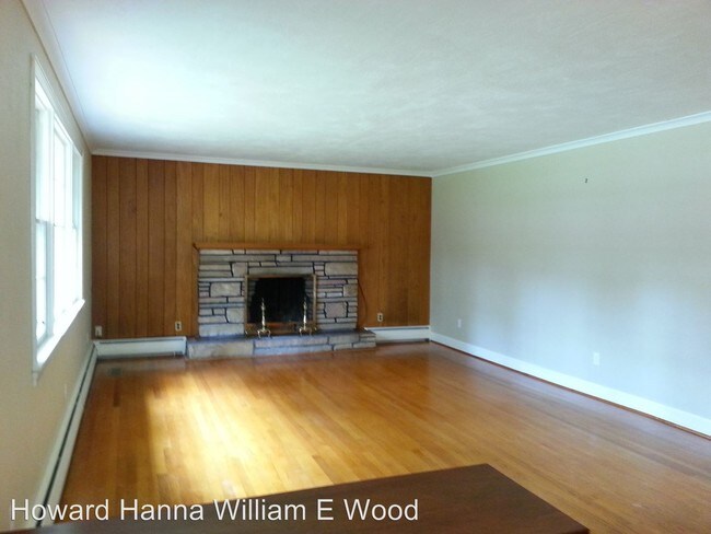 Building Photo - 1431 Sweet Briar Ave