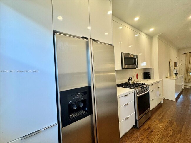 Foto del edificio - 1446 Lenox Ave.