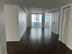 Building Photo - 1617 N Flagler Dr