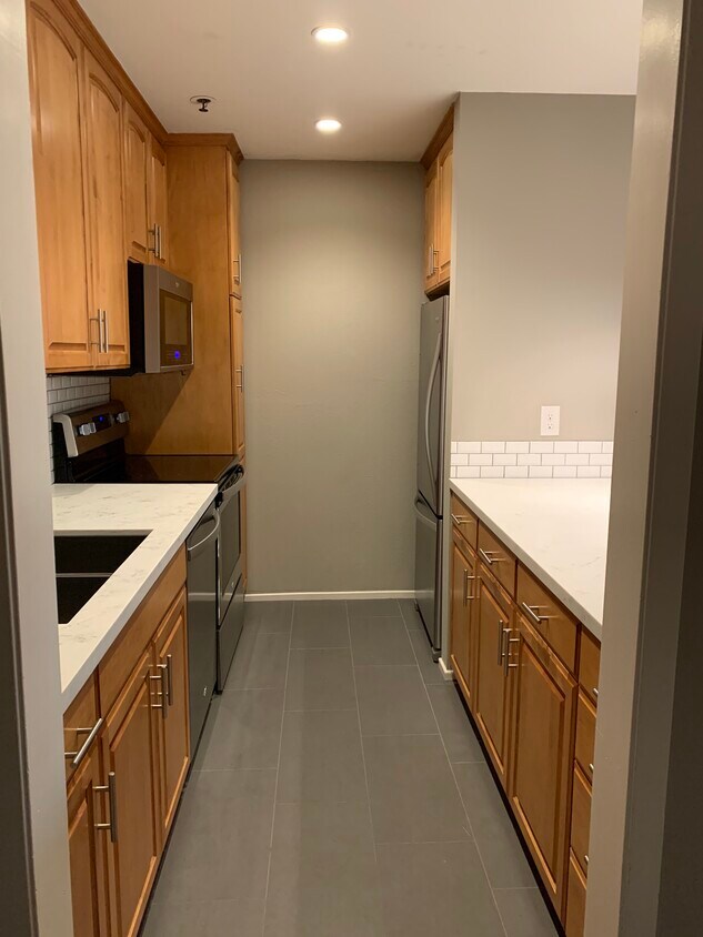 Foto principal - 727 Sapphire St