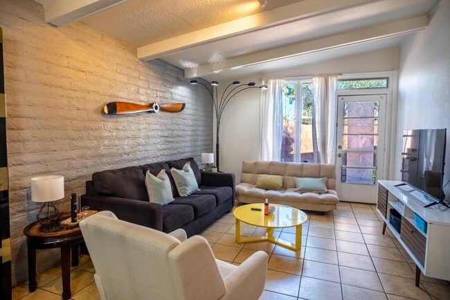 Photo - 4406 E Hubbell St Apartment