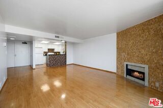 Foto del edificio - 10535 Wilshire Blvd