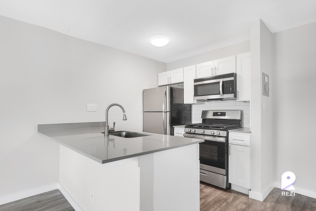 5005 Manor Rd Unit 208, Austin, TX 78723 Room for Rent in Austin, TX