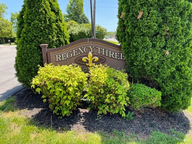 Photo - 9345 Taylorsville Rd Townhome