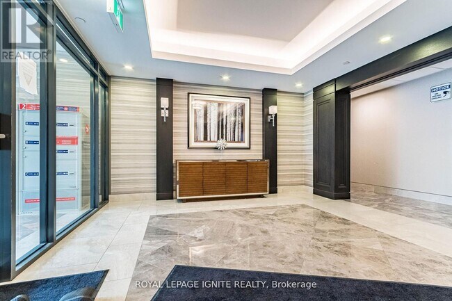 Building Photo - 101 Shoreview Pl