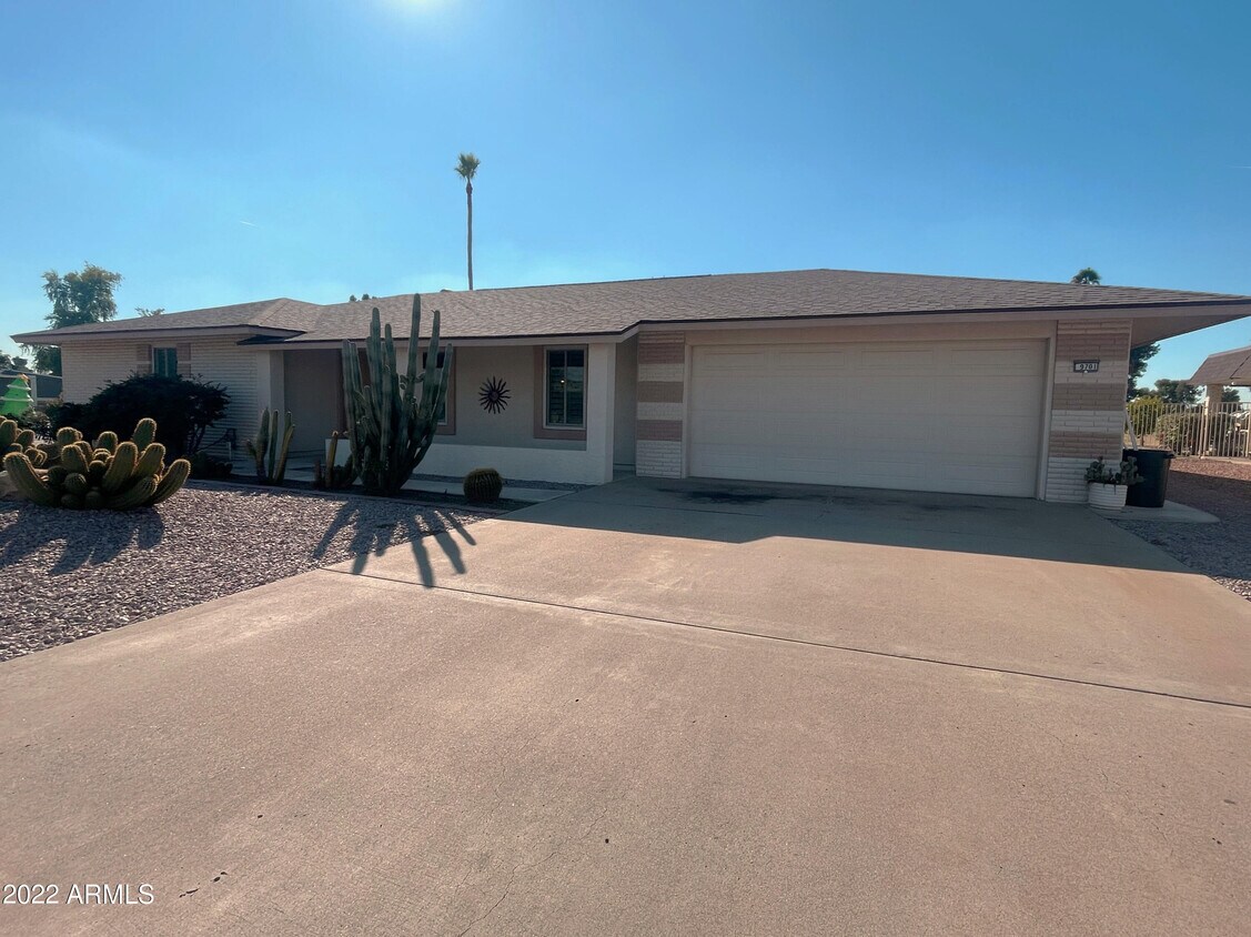 9701 W Briarwood Cir, Sun City, AZ 85351 House Rental in Sun City, AZ