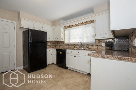 Foto del edificio - 103 Lemko St