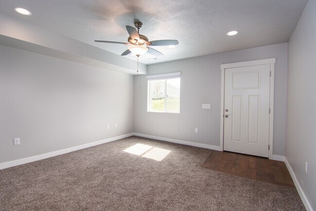 Foto del edificio - 4123 W Miner View Ln