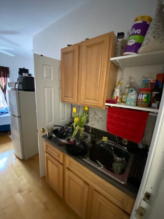 Foto del edificio - 90 Westland Ave