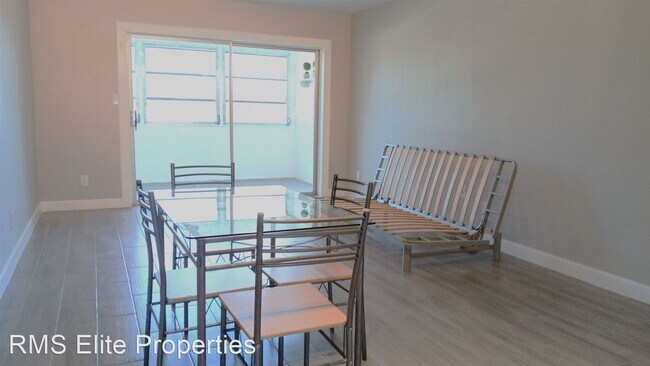 Building Photo - 1 br, 1 bath House - 4500 37th St S Unit 209