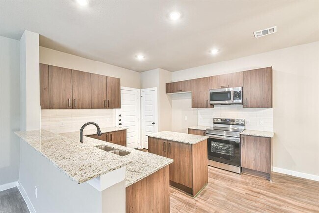 Foto del edificio - 9896 Grosbeak Ln