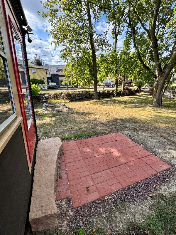 Foto del edificio - 315 Maplewood Ave