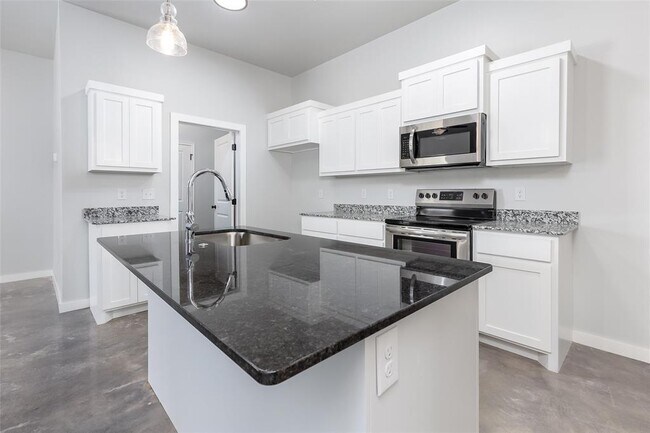 Building Photo - 2327 SW 90th Pl