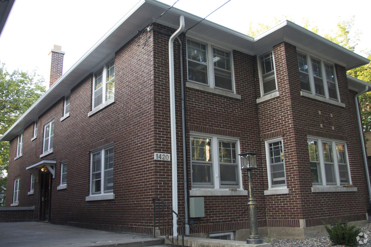 Building Photo - Mound Street Apartments