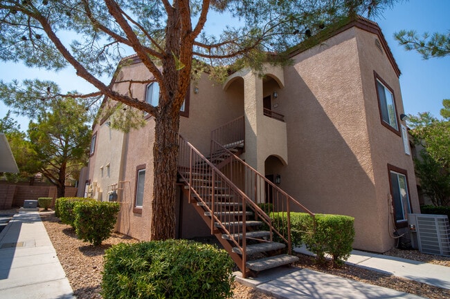 Foto del edificio - 9580 W Reno Ave