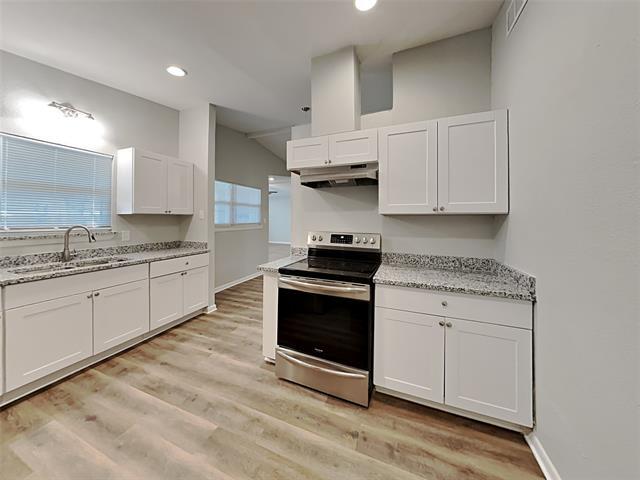 Foto del edificio - 13316 Flagstone Ln