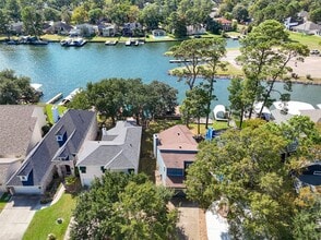 Building Photo - 3203 Poe Dr