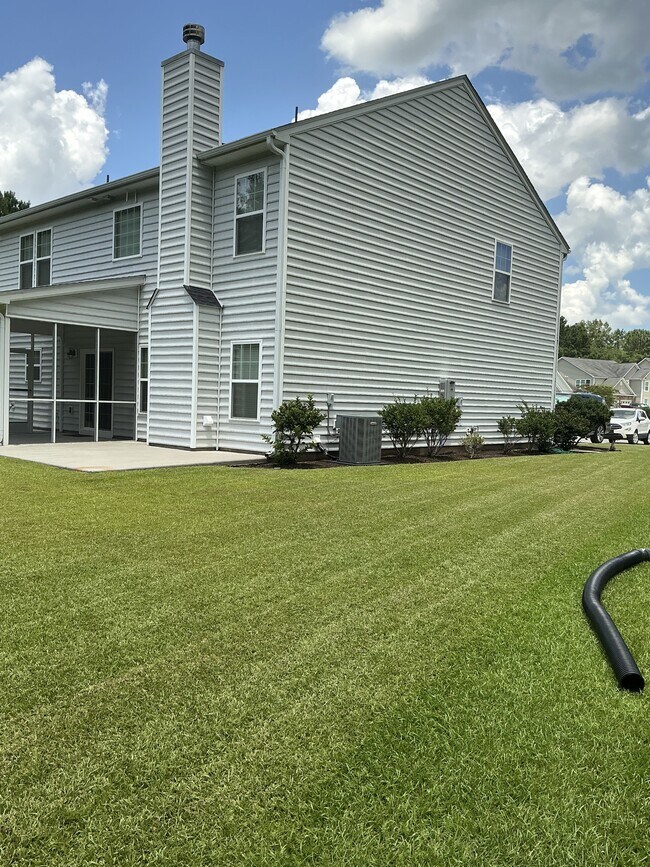 Building Photo - 222 Buttonbush Ct