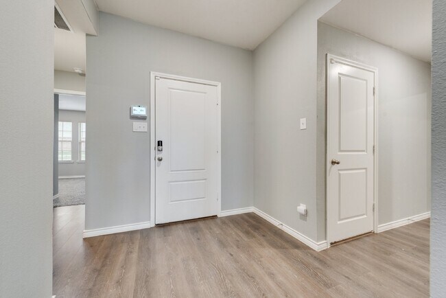 Foto del edificio - "Charming 4-Bedroom Home with 2 Full Bathrooms in Princeton, TX - A Must-See Rental Property!"