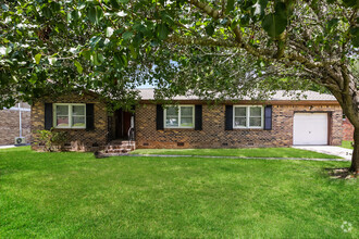 Building Photo - 8380 Delhi Rd