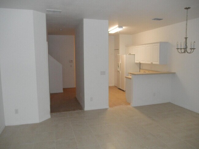 Building Photo - 909 Pipers Cay Dr
