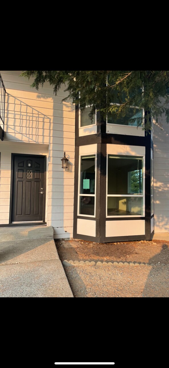 Foto del edificio - 12204 105th Ave Ct E