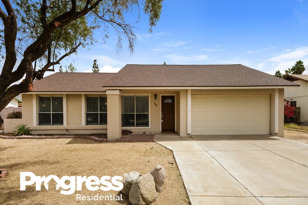Foto principal - 1223 N Matlock