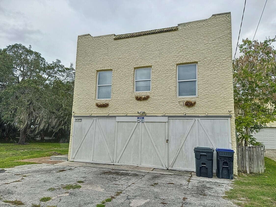 Foto principal - 4345 Mt Vernon Ave