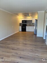 Building Photo - 909 S Priest Dr