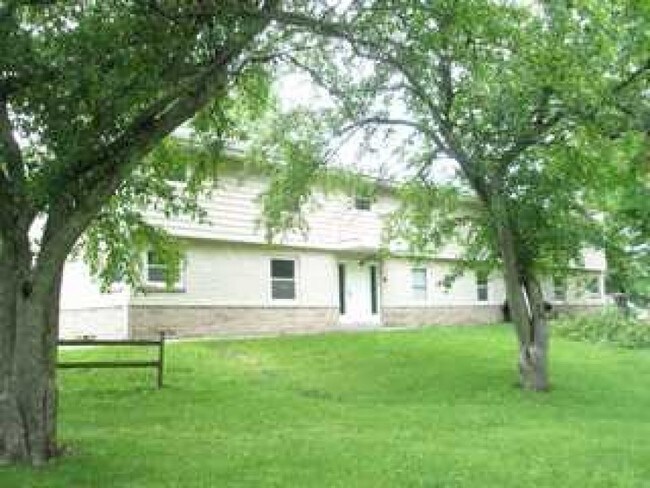 Foto del edificio - 1424 E Main St, Watertown, WI 53094