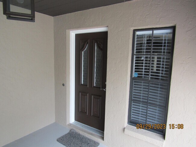 Foto del edificio - 813 Ormond St