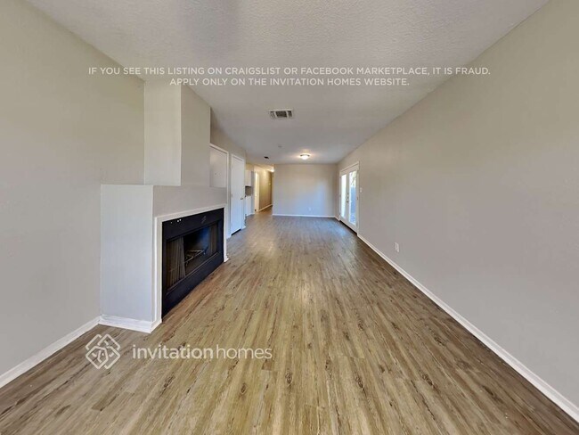 Foto del edificio - 413 Casie Ct