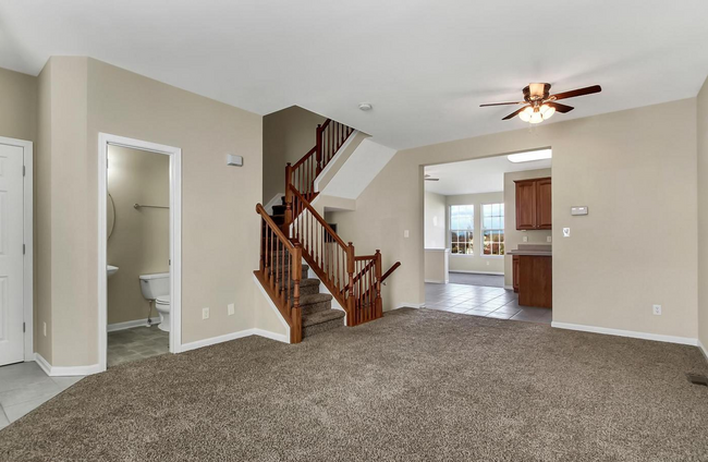 Foto del edificio - Available Now - Desired 3 Bedroom 2.5 Bath...