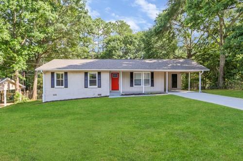 Primary Photo - 909 Carlton Dr SE